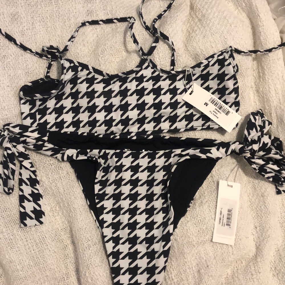 Frankies Bikini in Houndstooth print, brand new!